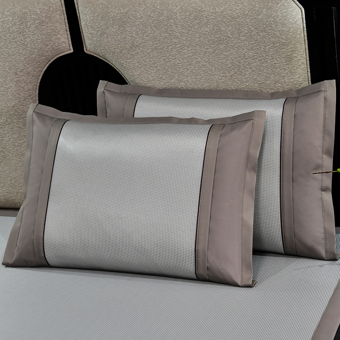 91家纺网 家纺一手货源 找家纺 （总）小牛席业 2025新款小千鸟格枫叶款冰丝席轻奢风抗菌席凉席藤席冰藤席冰丝席草席竹席乳胶席凉感豆豆席