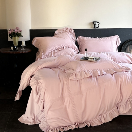 91家纺网 家纺一手货源 找家纺 豪美鑫 2025新款柔肤棉刺绣公主风琳卡系列四件套 琳卡-嫩粉