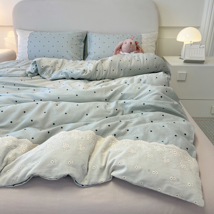 91家纺网 家纺一手货源 找家纺 盼季家纺 2025新款A类法式小清新皱皱纱花边水洗棉床上四件套宿舍床笠三件套 法式花边-海盐蓝蓝