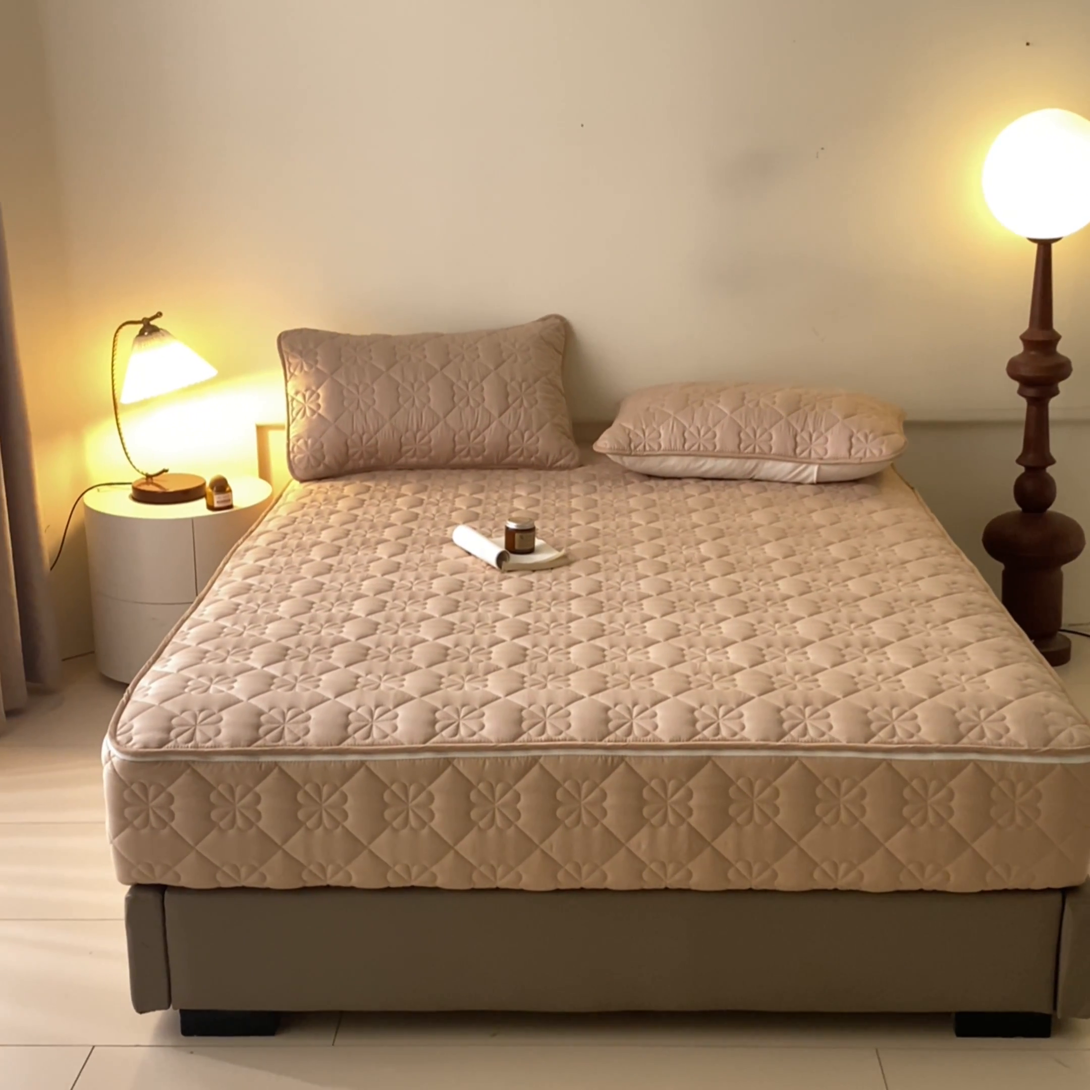 91家纺网 家纺一手货源 找家纺 鑫钰2025新款纯棉全棉六面全包床笠 桃花-全包床笠-卡其