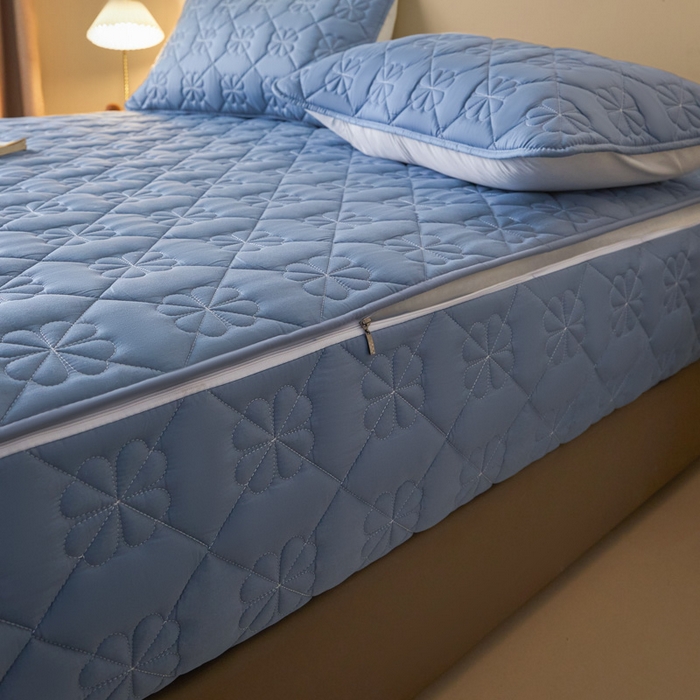 91家纺网 家纺一手货源 找家纺 鑫钰2025新款纯棉全棉六面全包床笠 桃花-全包床笠-湖蓝