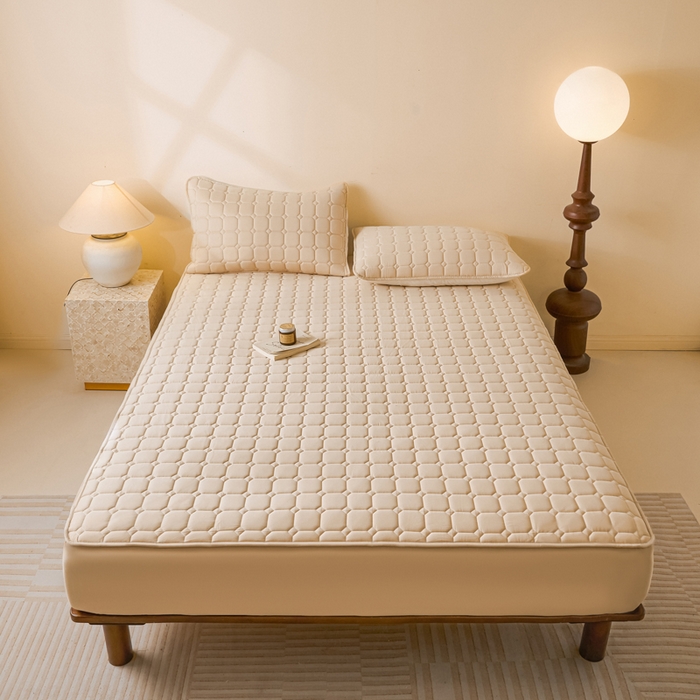 91家纺网 家纺一手货源 找家纺 鑫钰2025新款防水加厚夹棉原棉床笠防滑隔脏床垫套保护罩 简格-香槟驼