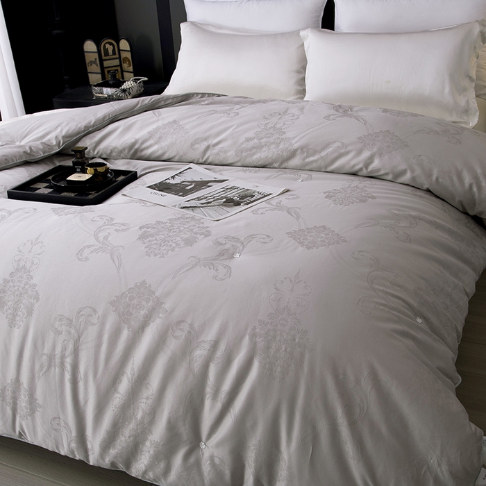 91家纺网 家纺一手货源 找家纺 鑫田家纺 2025新款60s纯棉提花婚庆蚕丝被桑蚕丝长丝春秋被子母被冬被礼品被夏被 灰