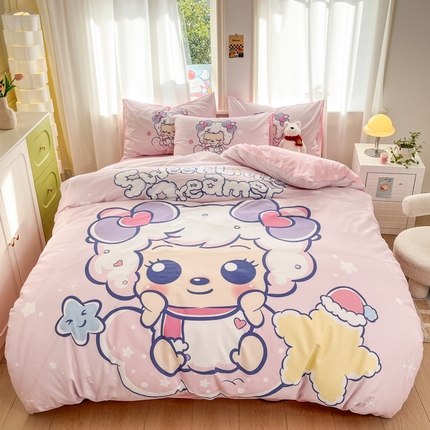 91家纺网 家纺一手货源 找家纺 孩子王家纺2025新款三丽鸥系列全棉活性大版印花卡通学生宿舍四件套（第三批花型） 美羊羊