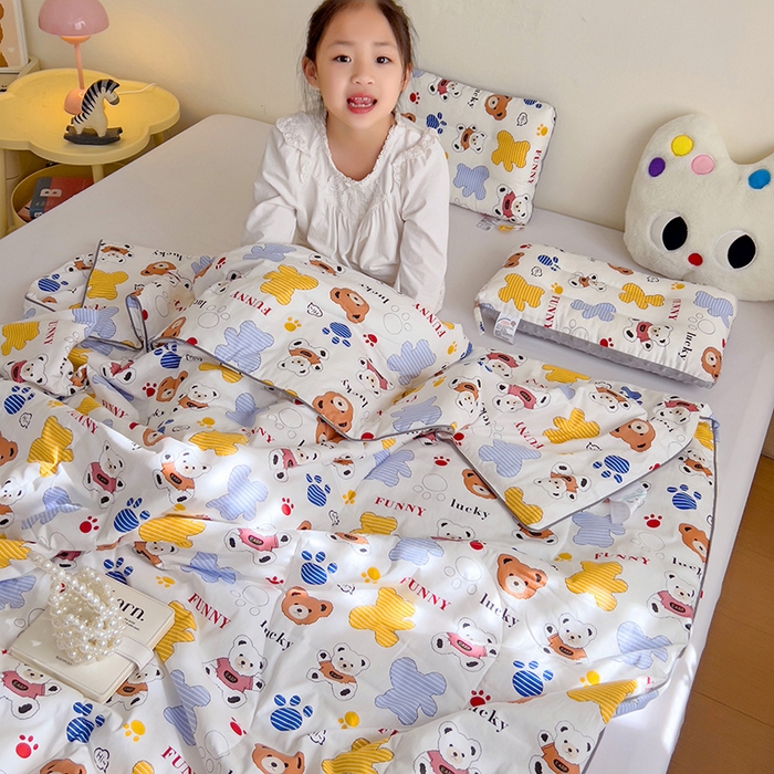 91家纺网 家纺一手货源 找家纺 十九色 2025新款全棉13372ins儿童夏被 饼干熊