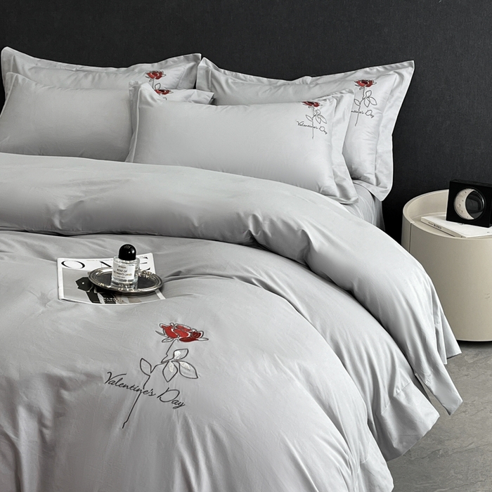 91家纺网 家纺一手货源 找家纺 新方向 2025新款全棉长绒棉刺绣四件套-梅琳娜 梅琳娜-爵士灰