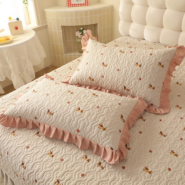 91家纺网 家纺一手货源 找家纺 美达家纺2025新款全棉蕾丝边单床盖 快乐追梦