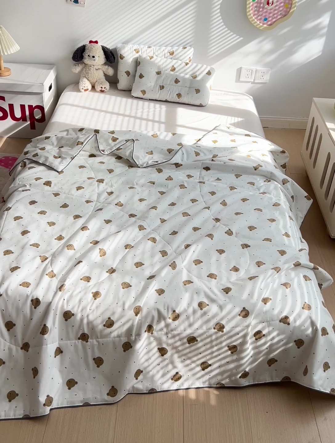 91家纺网 家纺一手货源 找家纺 十九色 2025新款全棉13372ins儿童夏被 熊宝宝