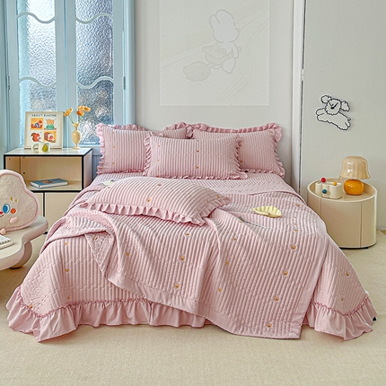 91家纺网 家纺一手货源 找家纺 （总）源舜家纺 2025新款无弹针织绣花小清新床盖夏被四件套