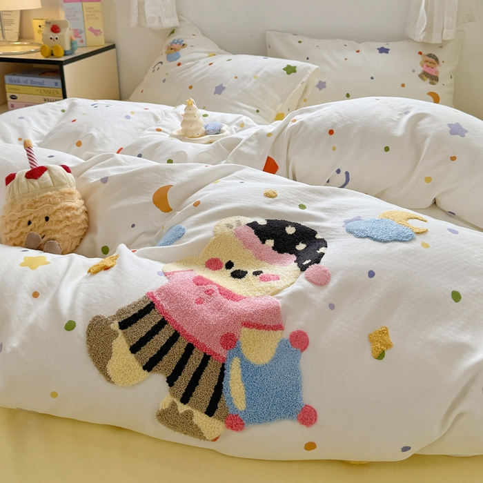 91家纺网 家纺一手货源 找家纺 澳萝拉2025春夏新款全棉纯棉双层纱毛巾绣四件套 晚安小熊