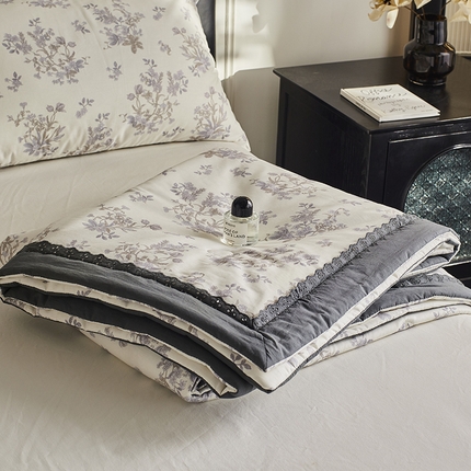 91家纺网 家纺一手货源 找家纺 （总）暖阳 2025年新款全棉赫本风大豆夏被夏凉被被子被芯