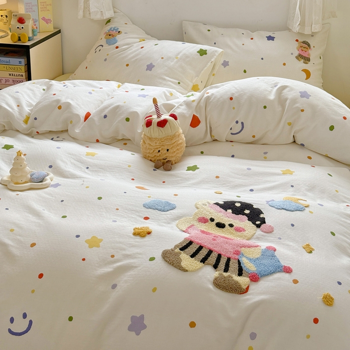 91家纺网 家纺一手货源 找家纺 澳萝拉2025春夏新款全棉纯棉双层纱毛巾绣四件套 晚安小熊