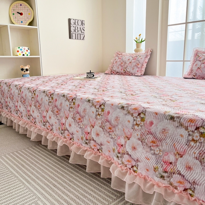 91家纺网 家纺一手货源 找家纺 手艺人家纺 2025新款精美蕾丝花边款夹棉绗缝炕盖榻榻米炕垫防滑炕垫炕盖榻榻米炕垫榻榻米垫床盖榻榻米炕盖炕垫KH01-KH27 KH01