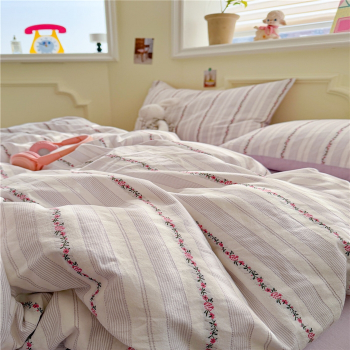 91家纺网 家纺一手货源 找家纺 琪格格纺织 2025新款美式田园色织提花系列四件套 新小花园-紫