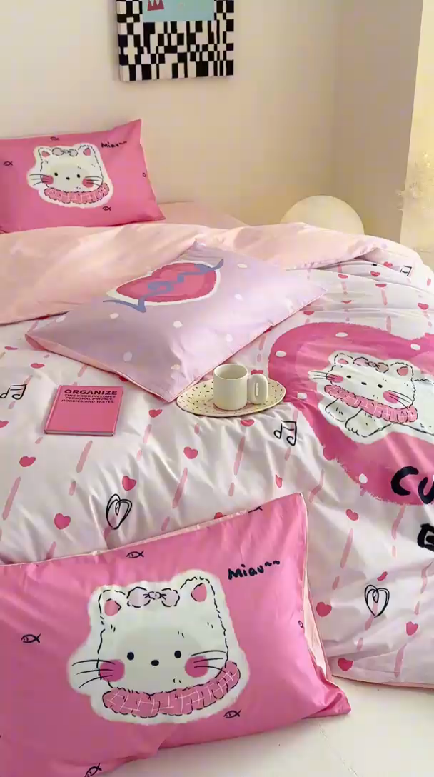 91家纺网 家纺一手货源 找家纺 典曼家纺 2025新款 AB版活性印花四件套 爱心猫