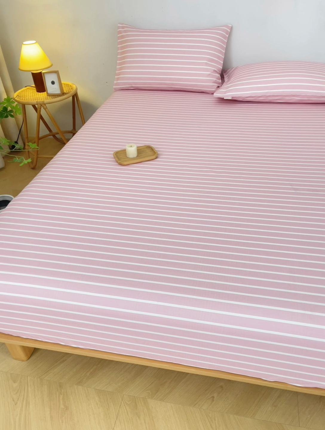 91家纺网 家纺一手货源 找家纺 慕梵家居 2025新款全棉老粗布床笠系列 全棉老粗布-宽条粉