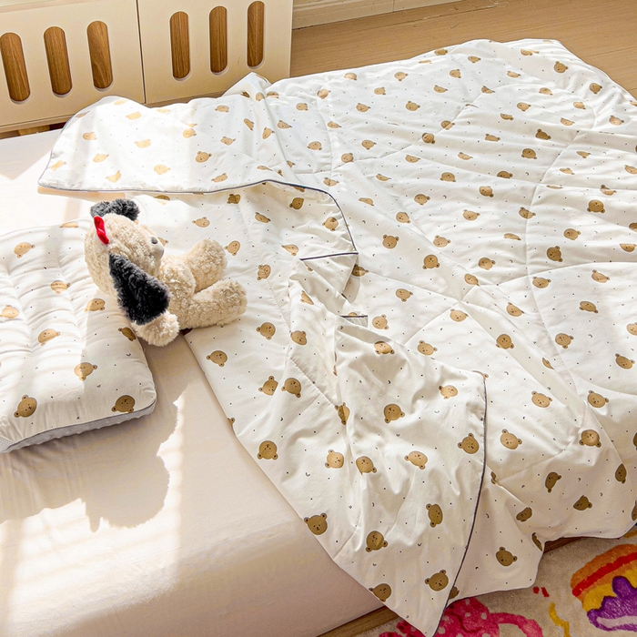 91家纺网 家纺一手货源 找家纺 十九色 2025新款全棉13372ins儿童夏被 熊宝宝