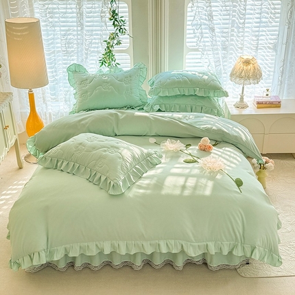91家纺网 家纺一手货源 找家纺 芭比蔓家纺 2025新款夹棉床裙四件套-花海系列 花海系列-绿色