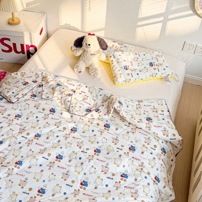 91家纺网 家纺一手货源 找家纺 十九色 2025新款全棉13372ins儿童夏被 你好鸭