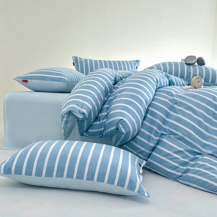 91家纺网 家纺一手货源 找家纺 睡美美 2025新款加厚色织水洗棉印染条纹四件套 海盐奶蓝