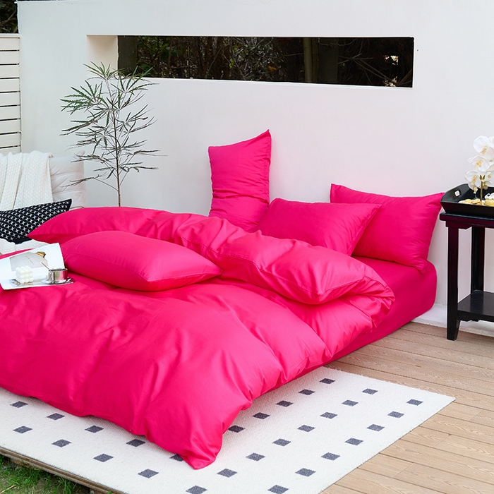 91家纺网 家纺一手货源 找家纺 期遇2025新款全棉13374纯色四件套 洋红