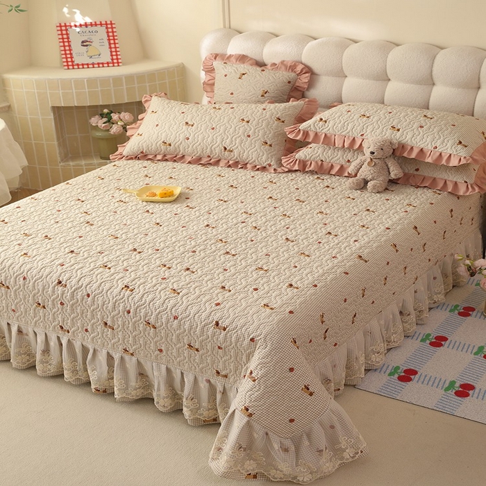 91家纺网 家纺一手货源 找家纺 美达家纺2025新款全棉蕾丝边单床盖 快乐追梦