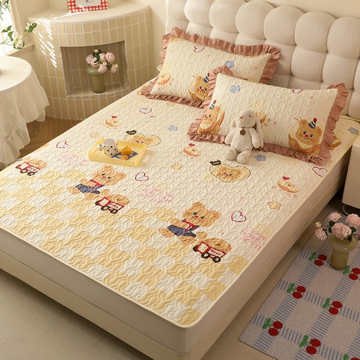 91家纺网 家纺一手货源 找家纺 美达家纺2025新款全棉夹棉床垫 黄油小熊