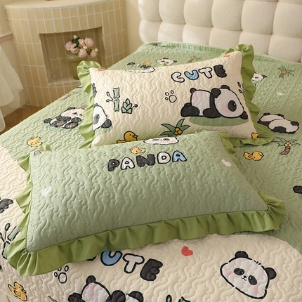 美达家纺2025新款全棉蕾丝边单床盖 熊猫戏水