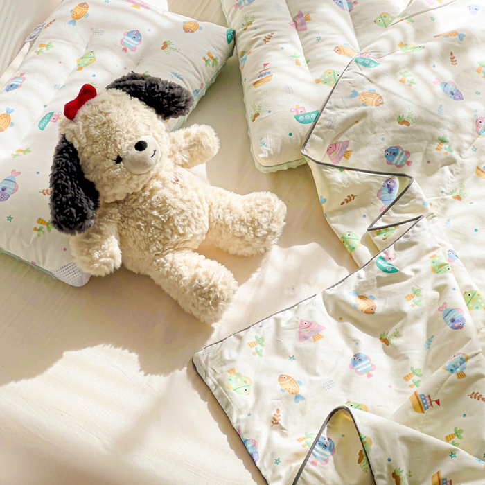 91家纺网 家纺一手货源 找家纺 十九色 2025新款全棉13372ins儿童夏被 好多鱼