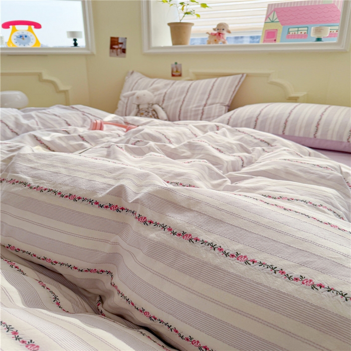 91家纺网 家纺一手货源 找家纺 琪格格纺织 2025新款美式田园色织提花系列四件套 新小花园-紫