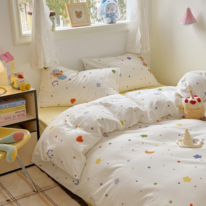 91家纺网 家纺一手货源 找家纺 澳萝拉2025春夏新款全棉纯棉双层纱毛巾绣四件套 晚安小熊