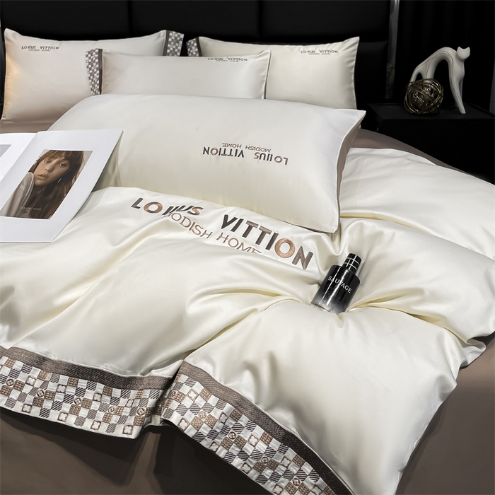 91家纺网 家纺一手货源 找家纺 瑞驰家纺 2025新款长绒棉绣花棋盘格系列四件套 棋盘格-米黄咖