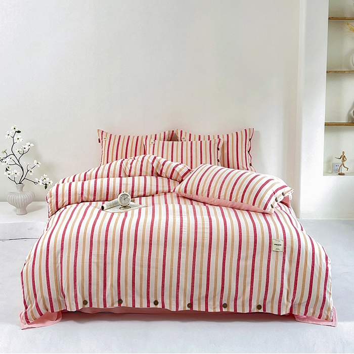 91家纺网 家纺一手货源 找家纺 睡美美 2025新款加厚色织水洗棉印染条纹四件套 香草嫩粉