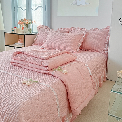 91家纺网 家纺一手货源 找家纺 （总）源舜家纺 2025新款郁金蝶香皱皱纱床盖夏被四件套