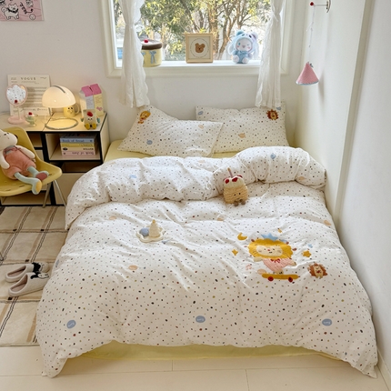 澳萝拉2025春夏新款全棉纯棉双层纱毛巾绣四件套 萌萌小狮子