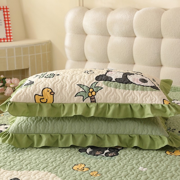 91家纺网 家纺一手货源 找家纺 美达家纺2025新款全棉蕾丝边单床盖 熊猫戏水