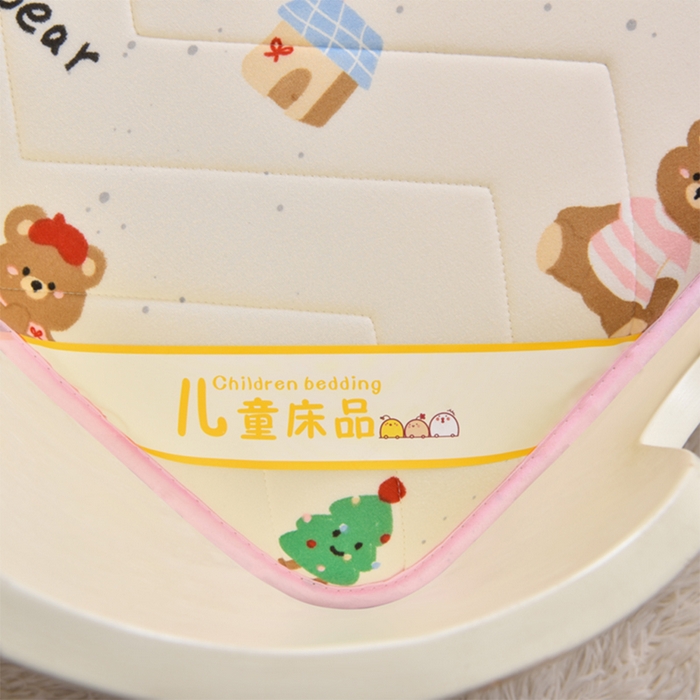 91家纺网 家纺一手货源 找家纺 嗨生活2025新款加厚A类针织面料乳胶床垫幼儿园儿童床垫 甜品小熊