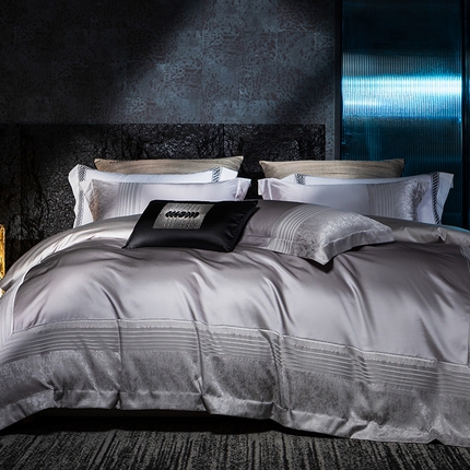 诗黛尔2025春夏新款缎长绒棉提花晶钻系列四件套--璀璨星河系列 璀璨星河-高级灰