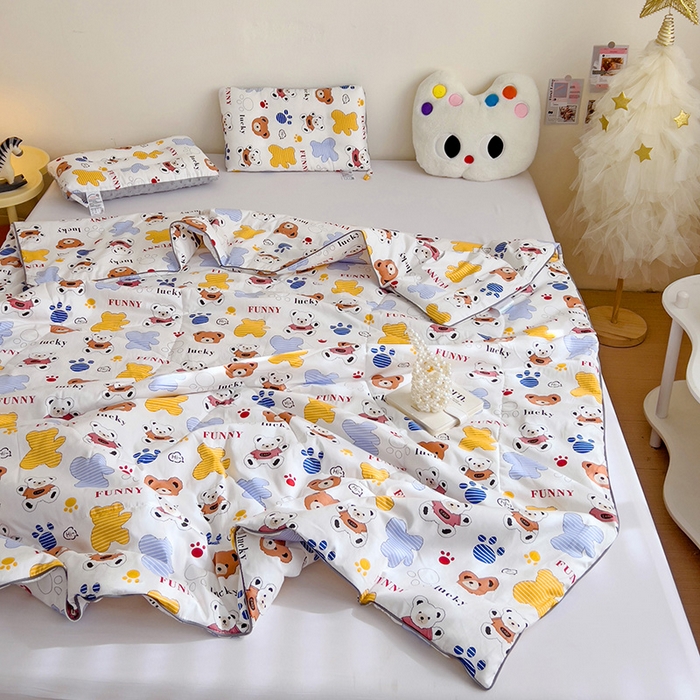 91家纺网 家纺一手货源 找家纺 十九色 2025新款全棉13372ins儿童夏被 饼干熊