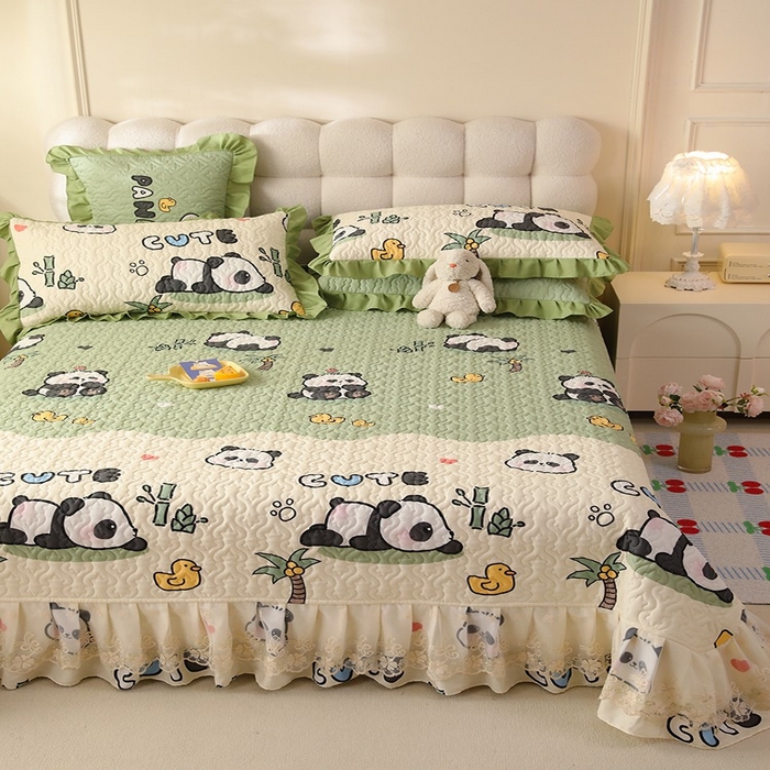 91家纺网 家纺一手货源 找家纺 美达家纺2025新款全棉蕾丝边单床盖 熊猫戏水