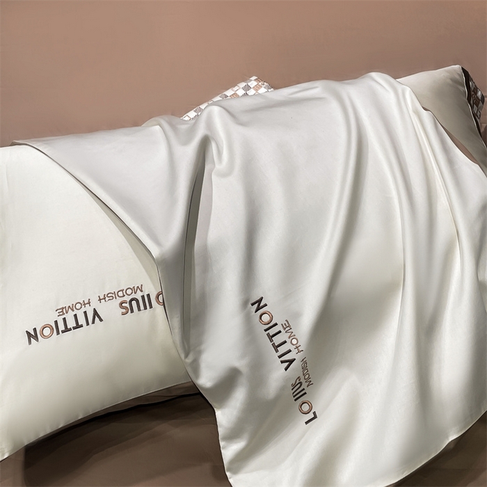 91家纺网 家纺一手货源 找家纺 瑞驰家纺 2025新款长绒棉绣花棋盘格系列四件套 棋盘格-米黄咖