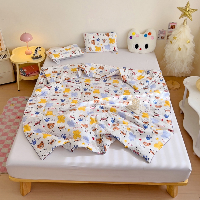 91家纺网 家纺一手货源 找家纺 十九色 2025新款全棉13372ins儿童夏被 饼干熊