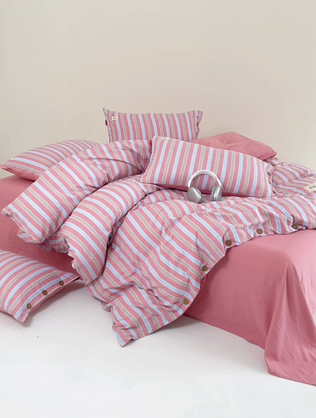 91家纺网 家纺一手货源 找家纺 睡美美 2025新款加厚色织水洗棉印染条纹四件套 加州树莓