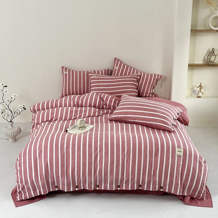 91家纺网 家纺一手货源 找家纺 睡美美 2025新款加厚色织水洗棉印染条纹四件套 复古红条