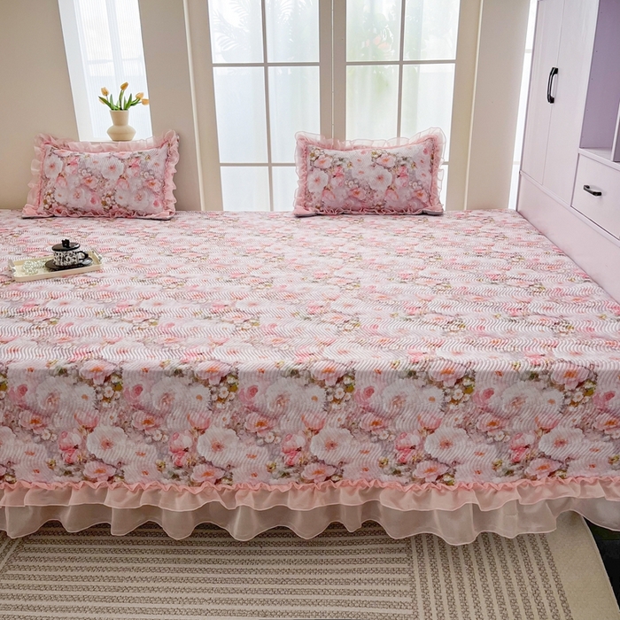 91家纺网 家纺一手货源 找家纺 手艺人家纺 2025新款精美蕾丝花边款夹棉绗缝炕盖榻榻米炕垫防滑炕垫炕盖榻榻米炕垫榻榻米垫床盖榻榻米炕盖炕垫KH01-KH27 KH01