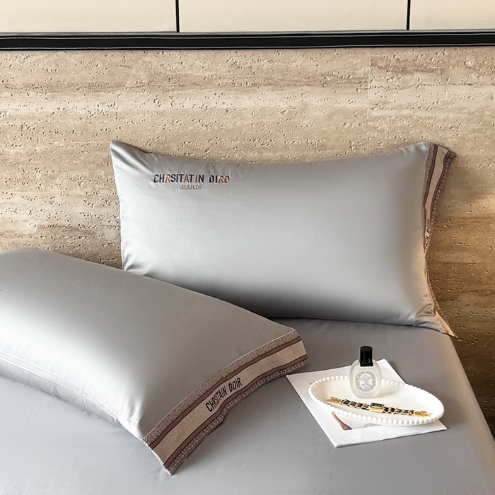 91家纺网 家纺一手货源 找家纺 瑞驰家纺 2025新款长绒棉绣花莱桉系列四件套 莱桉-朵拉灰