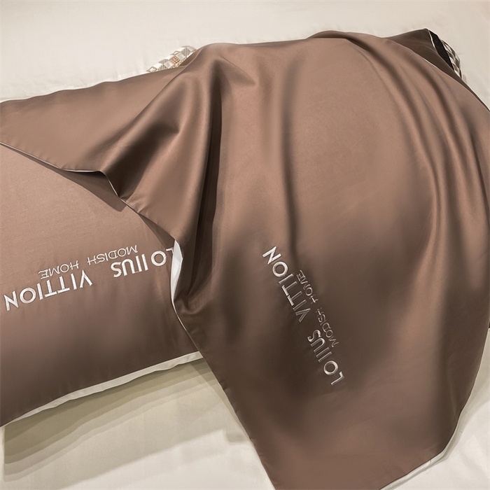 91家纺网 家纺一手货源 找家纺 瑞驰家纺 2025新款长绒棉绣花棋盘格系列四件套 棋盘格-中咖