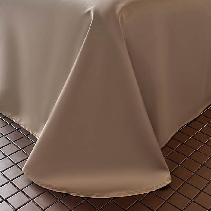 91家纺网 家纺一手货源 找家纺 瑞驰家纺 2025新款长绒棉绣花莱桉系列四件套 莱桉-贝壳白