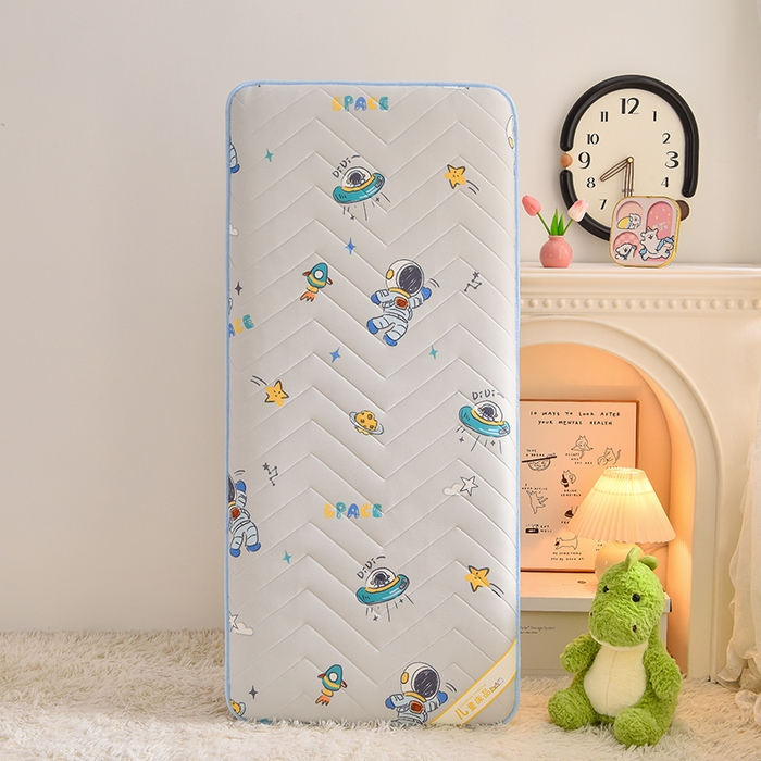 91家纺网 家纺一手货源 找家纺 嗨生活2025新款加厚A类针织面料乳胶床垫幼儿园儿童床垫 宇航火箭