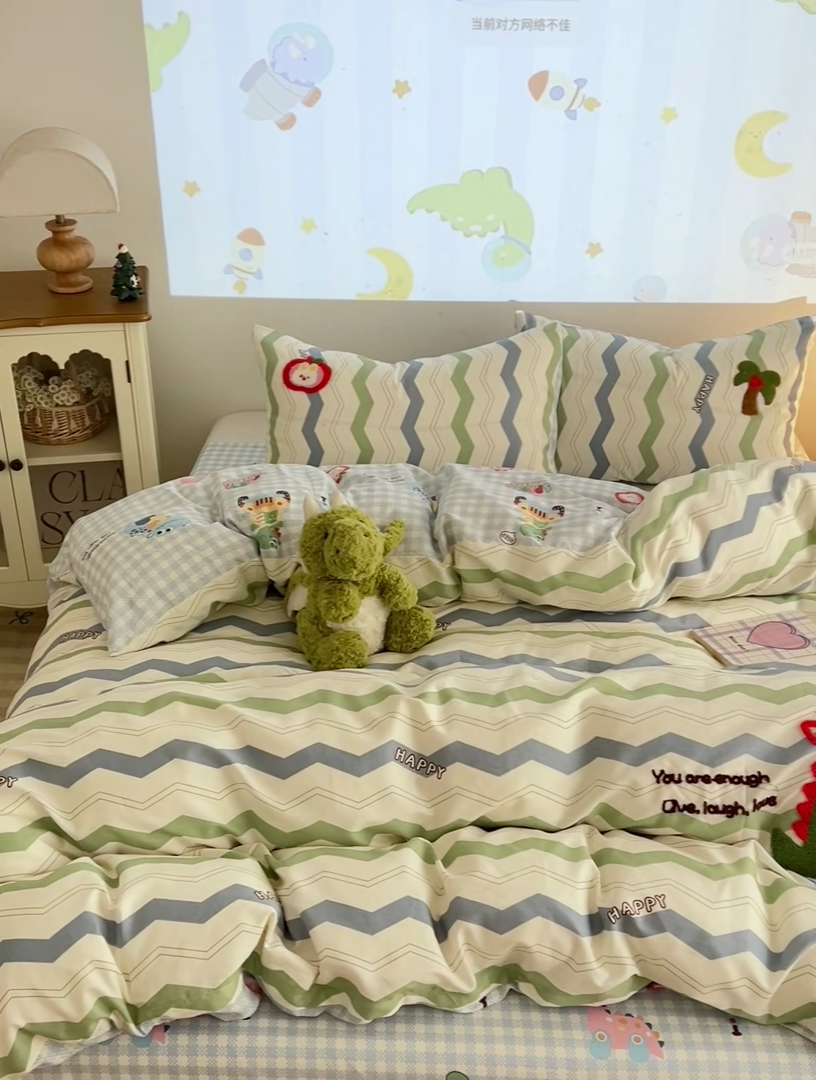 91家纺网 家纺一手货源 找家纺 （总）新款13370纯棉毛巾绣呆萌系列四件套